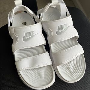 NIKE white sandals